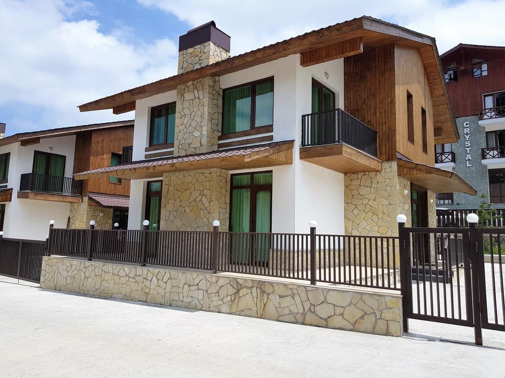 Crystal Town House Villa Bakuriani Bagian luar foto
