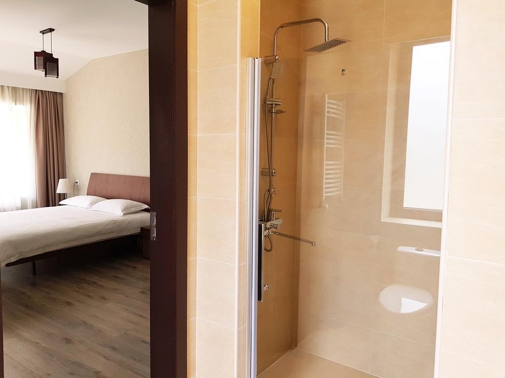 Crystal Town House Villa Bakuriani Bagian luar foto