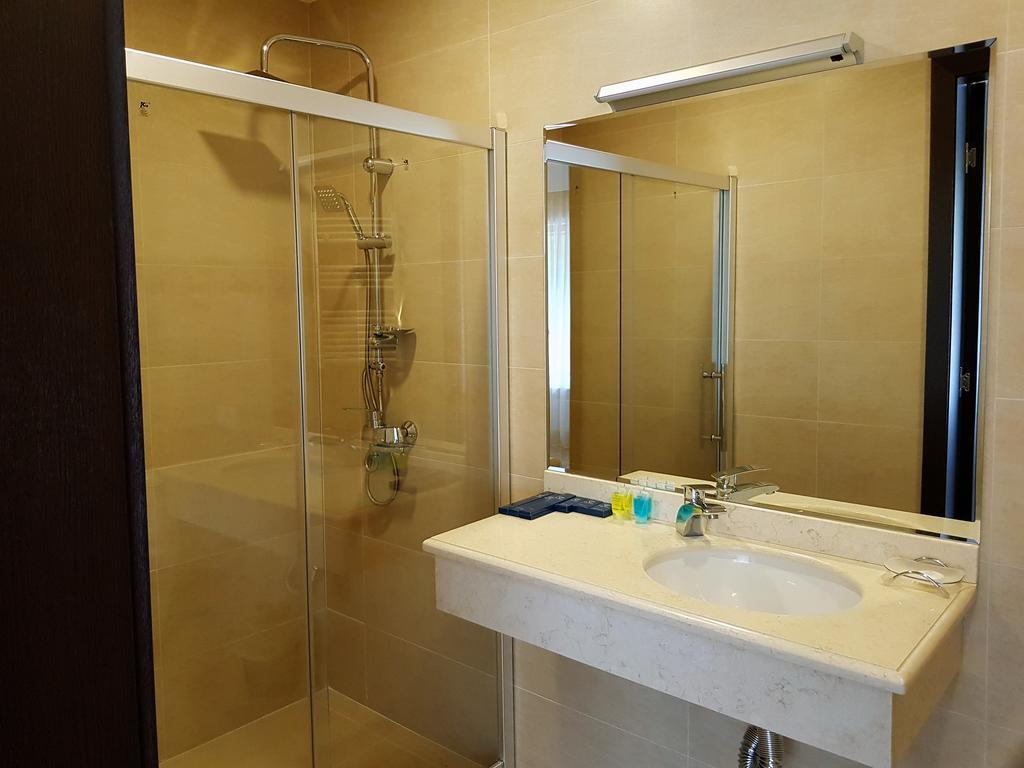 Crystal Town House Villa Bakuriani Bagian luar foto